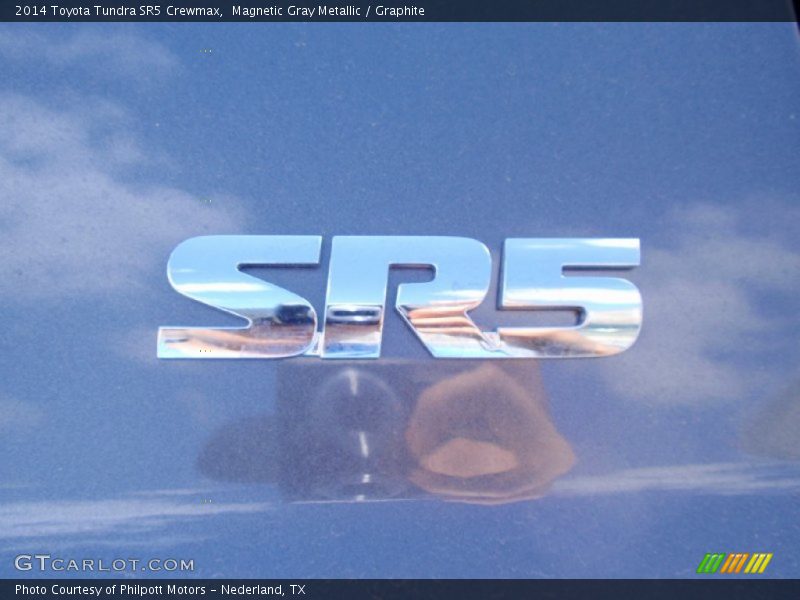 Magnetic Gray Metallic / Graphite 2014 Toyota Tundra SR5 Crewmax