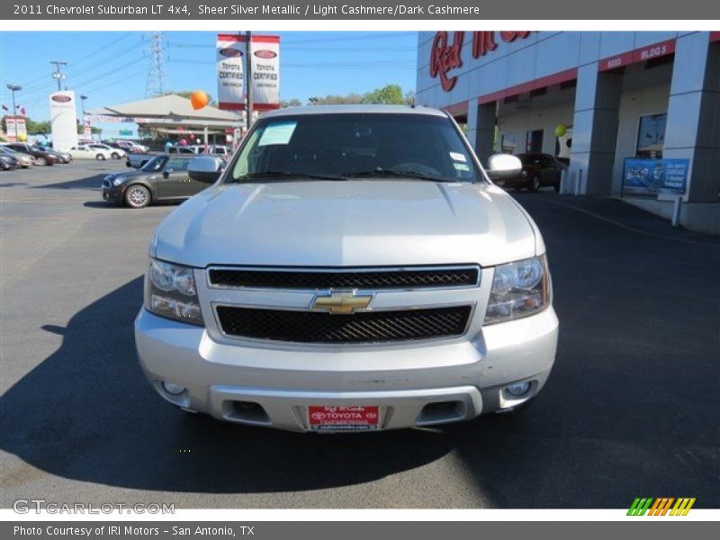 Sheer Silver Metallic / Light Cashmere/Dark Cashmere 2011 Chevrolet Suburban LT 4x4