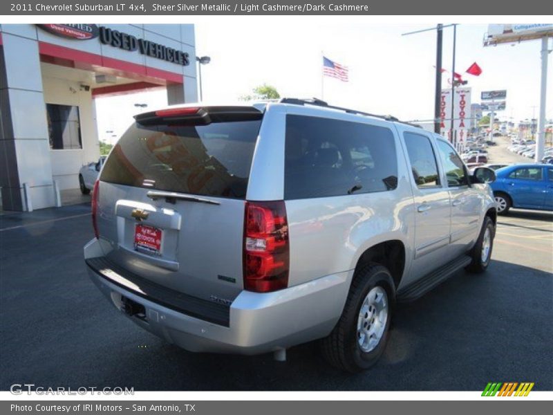 Sheer Silver Metallic / Light Cashmere/Dark Cashmere 2011 Chevrolet Suburban LT 4x4