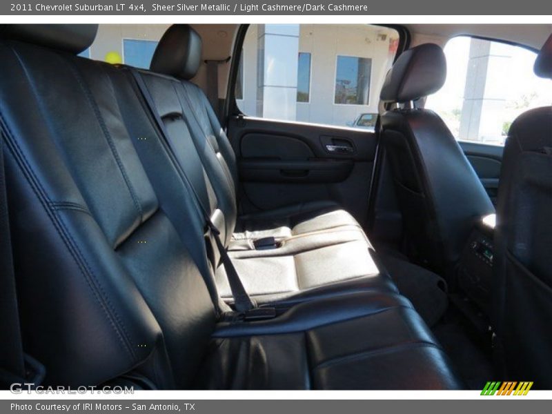 Sheer Silver Metallic / Light Cashmere/Dark Cashmere 2011 Chevrolet Suburban LT 4x4