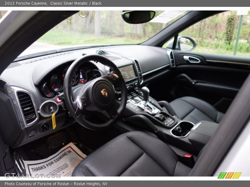 Classic Silver Metallic / Black 2013 Porsche Cayenne