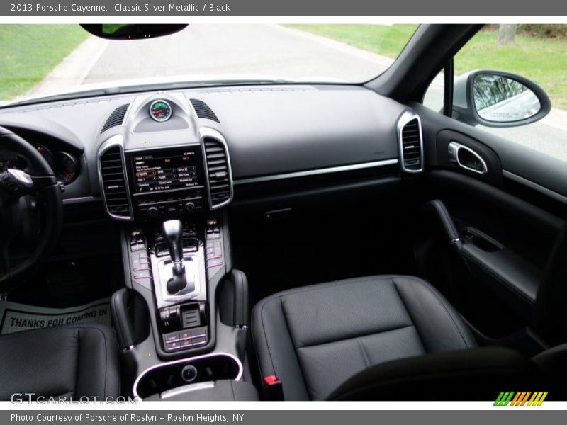 Classic Silver Metallic / Black 2013 Porsche Cayenne