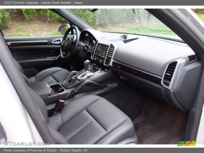 Classic Silver Metallic / Black 2013 Porsche Cayenne