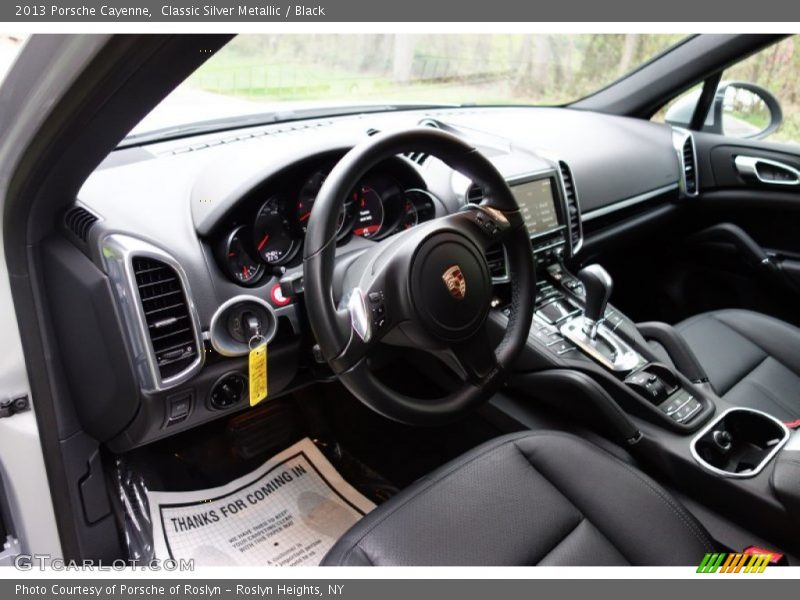 Classic Silver Metallic / Black 2013 Porsche Cayenne