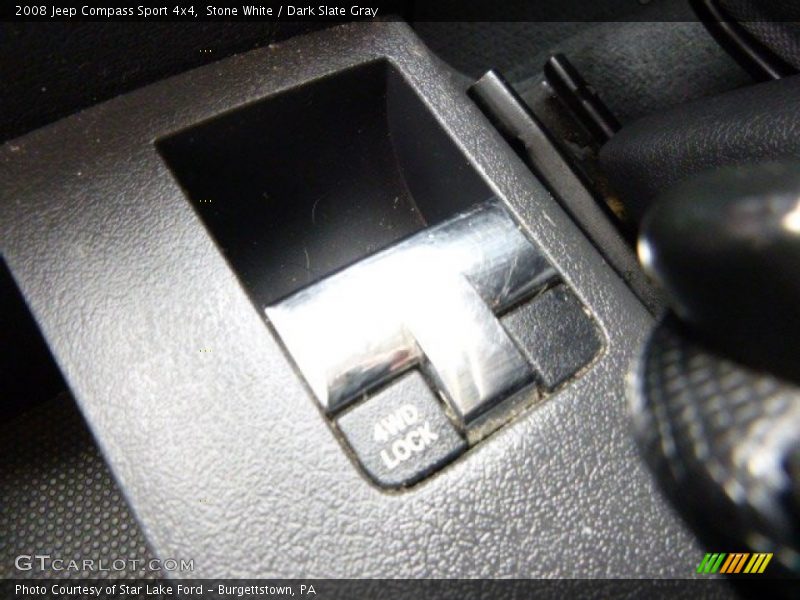Stone White / Dark Slate Gray 2008 Jeep Compass Sport 4x4