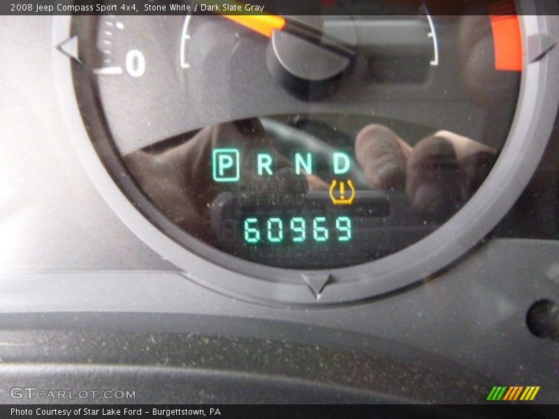 Stone White / Dark Slate Gray 2008 Jeep Compass Sport 4x4