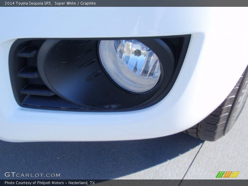 Super White / Graphite 2014 Toyota Sequoia SR5
