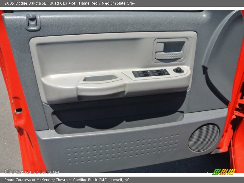 Flame Red / Medium Slate Gray 2005 Dodge Dakota SLT Quad Cab 4x4