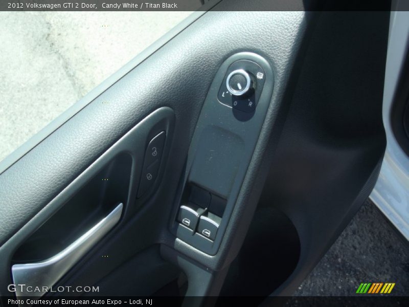 Candy White / Titan Black 2012 Volkswagen GTI 2 Door