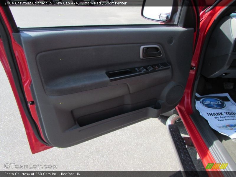 Victory Red / Sport Pewter 2004 Chevrolet Colorado LS Crew Cab 4x4