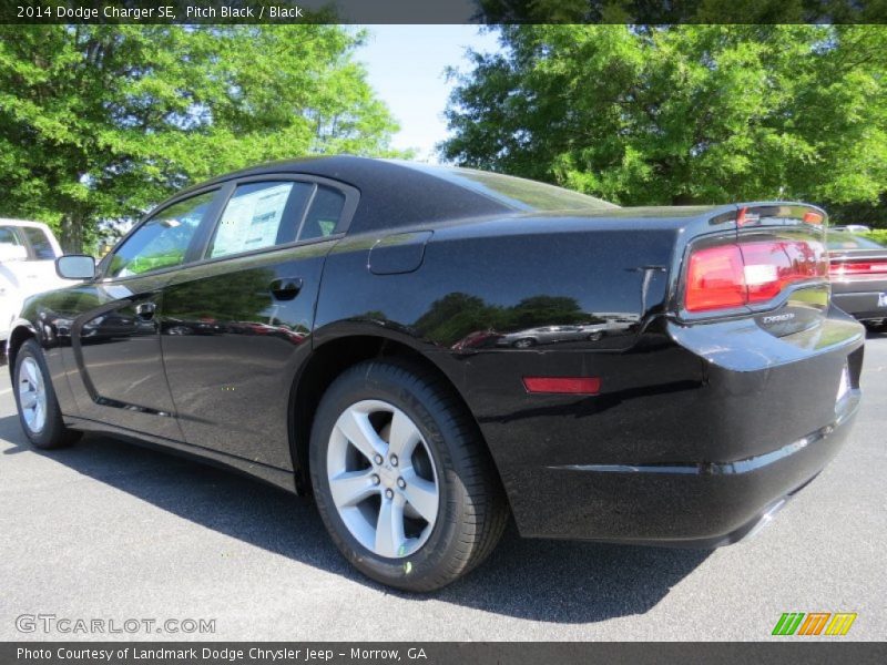 Pitch Black / Black 2014 Dodge Charger SE