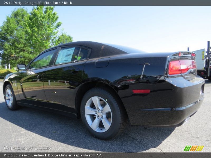 Pitch Black / Black 2014 Dodge Charger SE