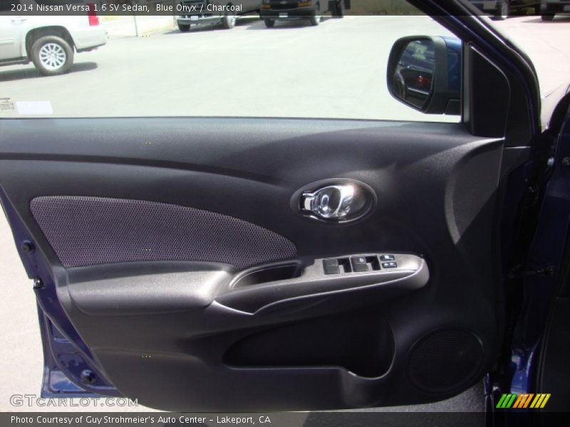 Blue Onyx / Charcoal 2014 Nissan Versa 1.6 SV Sedan