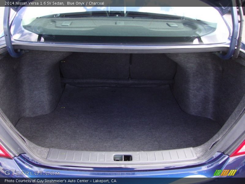 Blue Onyx / Charcoal 2014 Nissan Versa 1.6 SV Sedan