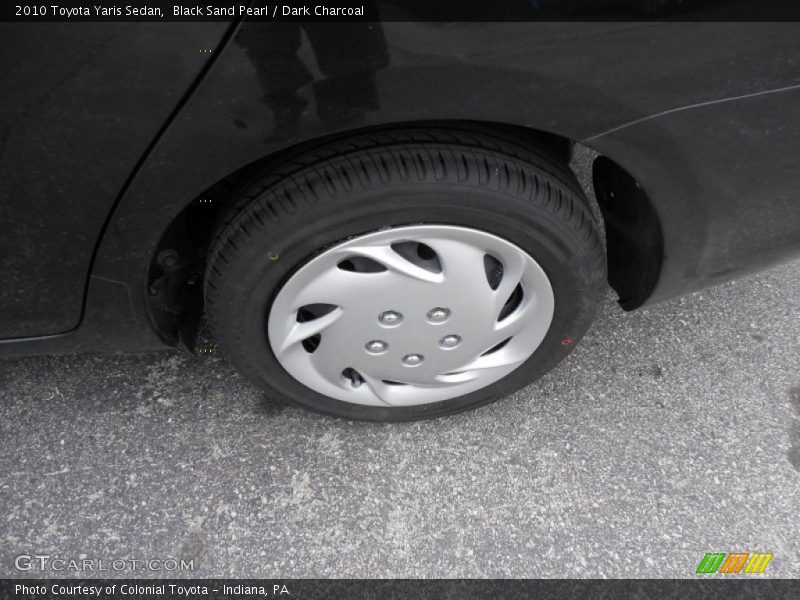 Black Sand Pearl / Dark Charcoal 2010 Toyota Yaris Sedan
