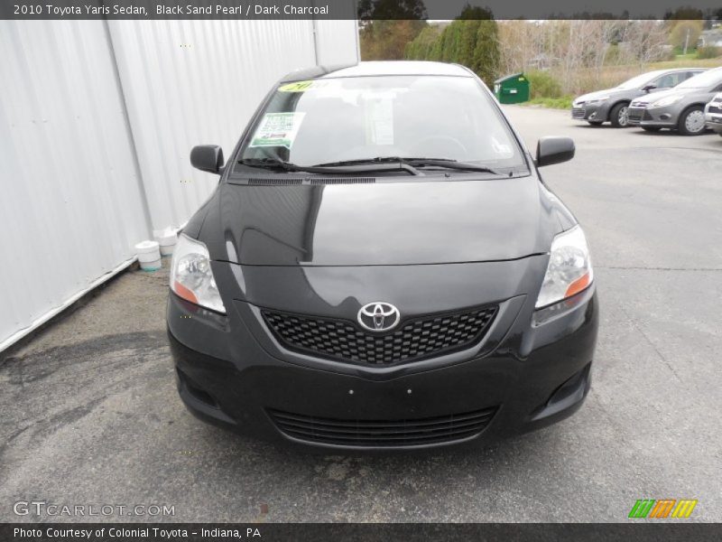 Black Sand Pearl / Dark Charcoal 2010 Toyota Yaris Sedan