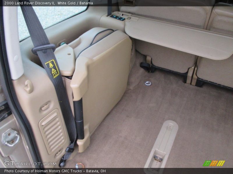 White Gold / Bahama 2000 Land Rover Discovery II