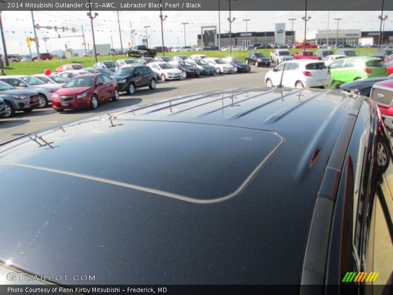 Labrador Black Pearl / Black 2014 Mitsubishi Outlander GT S-AWC