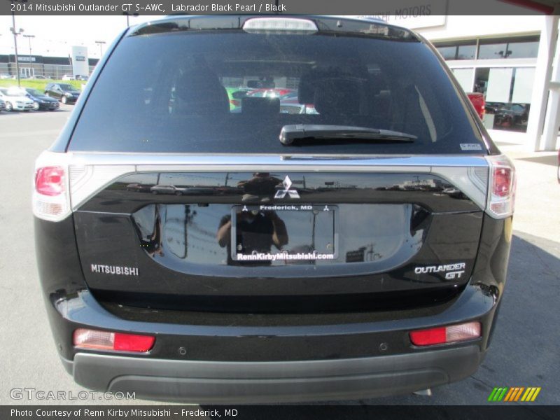 Labrador Black Pearl / Black 2014 Mitsubishi Outlander GT S-AWC