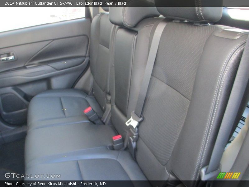Labrador Black Pearl / Black 2014 Mitsubishi Outlander GT S-AWC