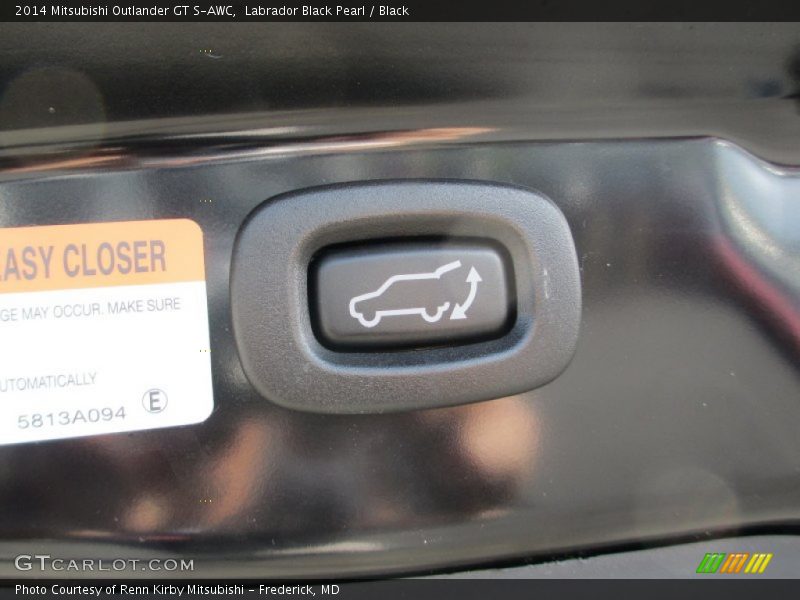 Labrador Black Pearl / Black 2014 Mitsubishi Outlander GT S-AWC