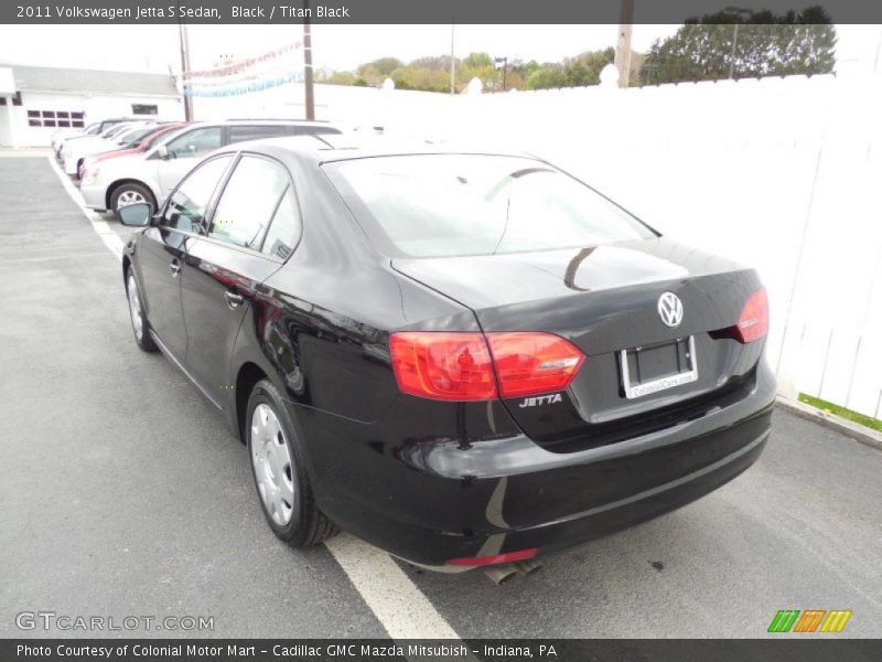 Black / Titan Black 2011 Volkswagen Jetta S Sedan