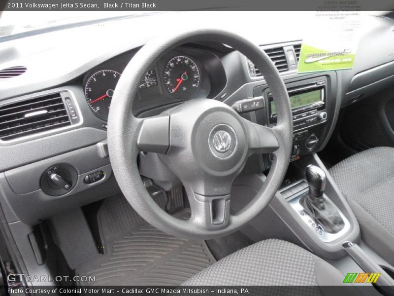 Black / Titan Black 2011 Volkswagen Jetta S Sedan