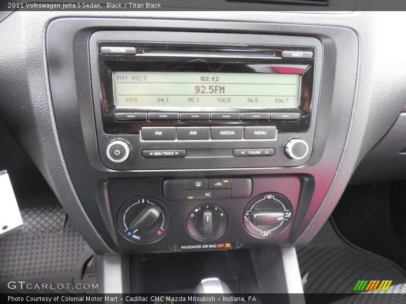 Black / Titan Black 2011 Volkswagen Jetta S Sedan