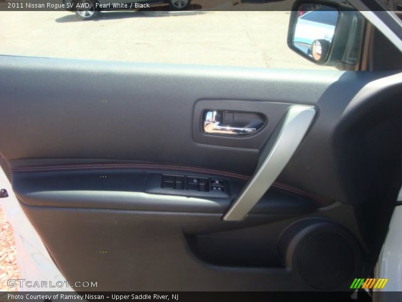 Pearl White / Black 2011 Nissan Rogue SV AWD