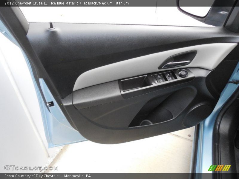 Ice Blue Metallic / Jet Black/Medium Titanium 2012 Chevrolet Cruze LS