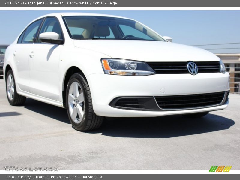 Candy White / Cornsilk Beige 2013 Volkswagen Jetta TDI Sedan