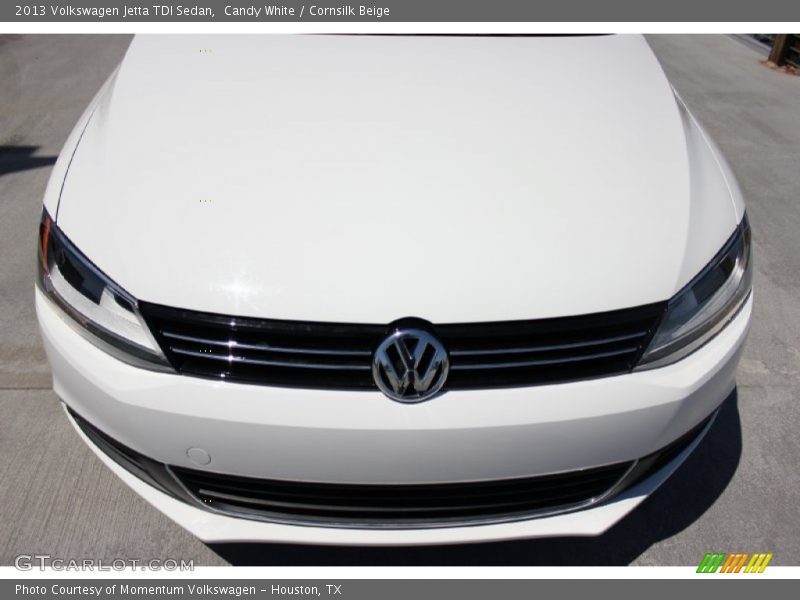 Candy White / Cornsilk Beige 2013 Volkswagen Jetta TDI Sedan
