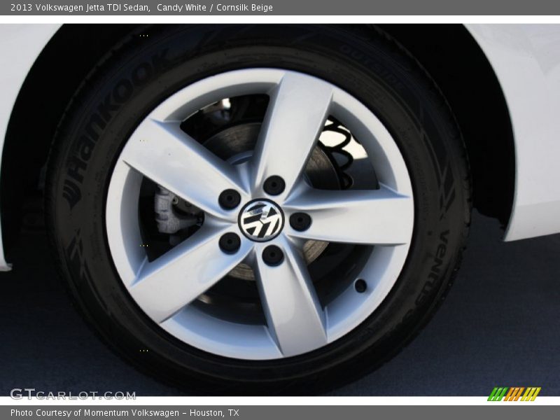 Candy White / Cornsilk Beige 2013 Volkswagen Jetta TDI Sedan