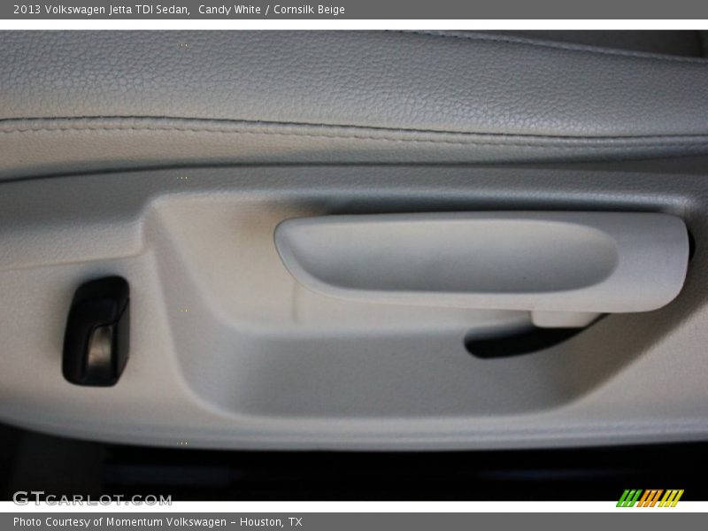 Candy White / Cornsilk Beige 2013 Volkswagen Jetta TDI Sedan