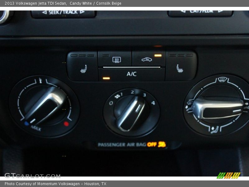 Candy White / Cornsilk Beige 2013 Volkswagen Jetta TDI Sedan