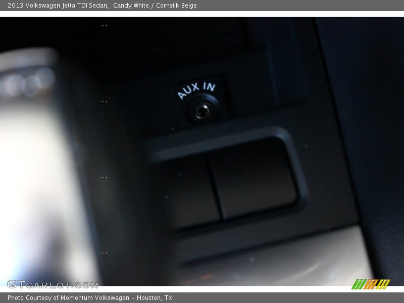 Candy White / Cornsilk Beige 2013 Volkswagen Jetta TDI Sedan