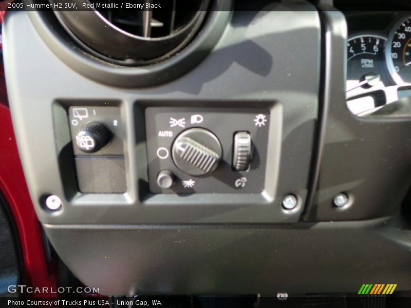 Red Metallic / Ebony Black 2005 Hummer H2 SUV