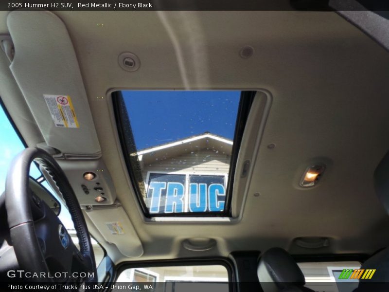 Red Metallic / Ebony Black 2005 Hummer H2 SUV