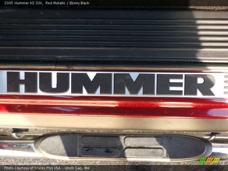 Red Metallic / Ebony Black 2005 Hummer H2 SUV