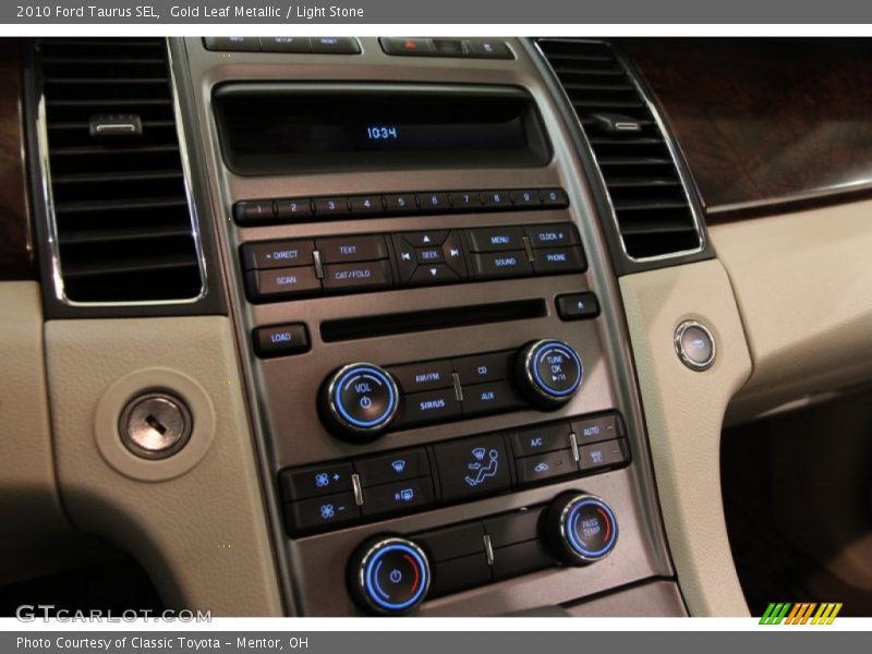 Gold Leaf Metallic / Light Stone 2010 Ford Taurus SEL