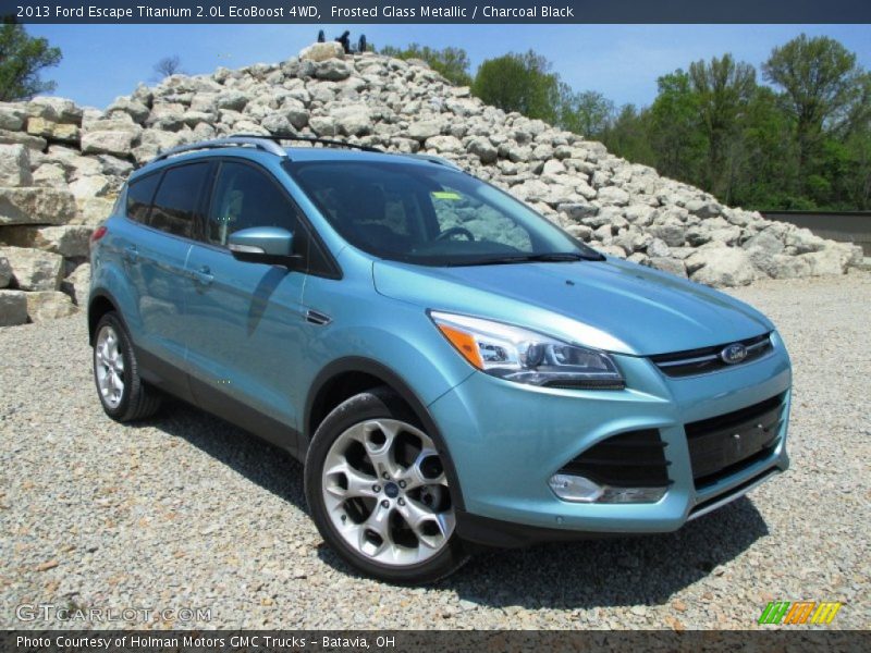 Front 3/4 View of 2013 Escape Titanium 2.0L EcoBoost 4WD