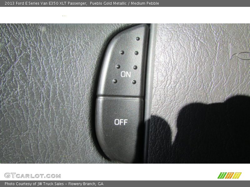 Pueblo Gold Metallic / Medium Pebble 2013 Ford E Series Van E350 XLT Passenger