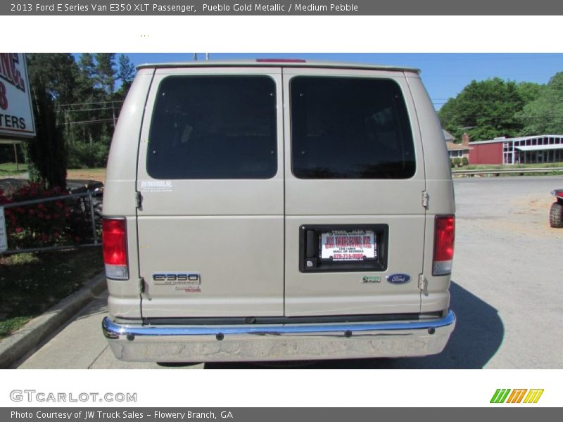 Pueblo Gold Metallic / Medium Pebble 2013 Ford E Series Van E350 XLT Passenger
