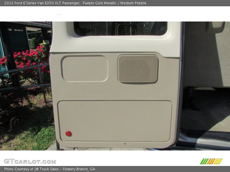Pueblo Gold Metallic / Medium Pebble 2013 Ford E Series Van E350 XLT Passenger