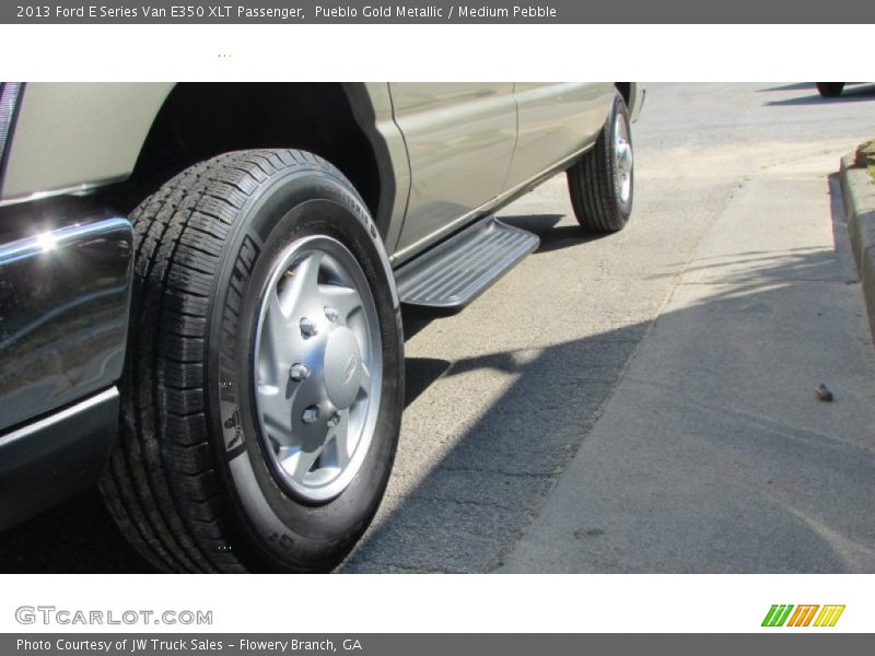 Pueblo Gold Metallic / Medium Pebble 2013 Ford E Series Van E350 XLT Passenger