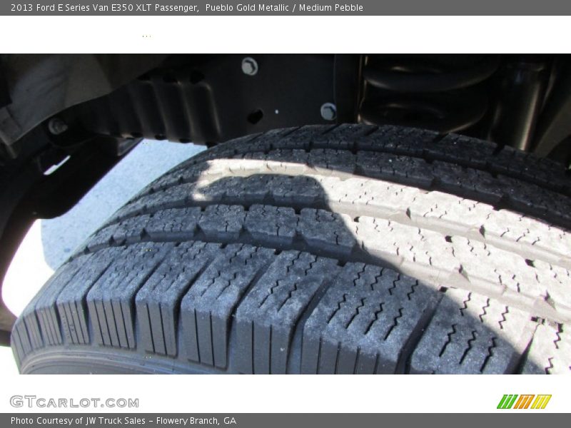 Pueblo Gold Metallic / Medium Pebble 2013 Ford E Series Van E350 XLT Passenger