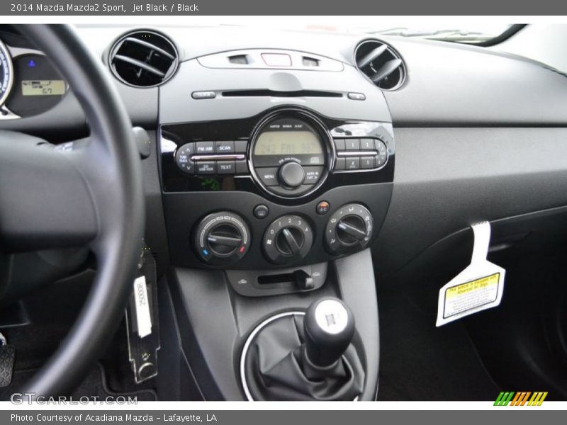 Controls of 2014 Mazda2 Sport