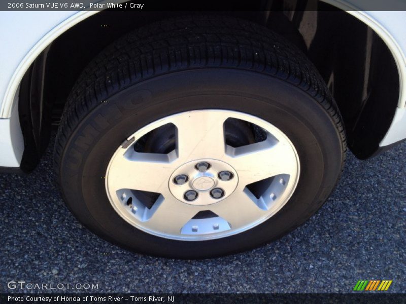 Polar White / Gray 2006 Saturn VUE V6 AWD