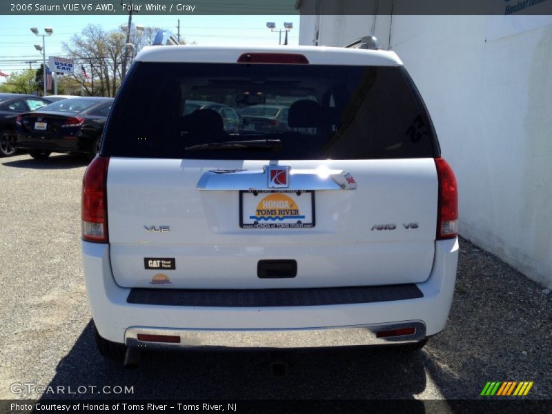 Polar White / Gray 2006 Saturn VUE V6 AWD