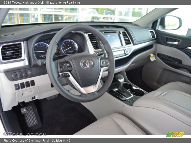 Ash Interior - 2014 Highlander XLE 
